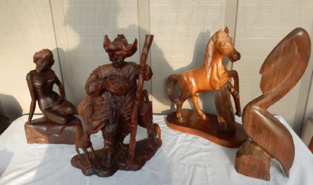 Decorative Items (1 of 4)