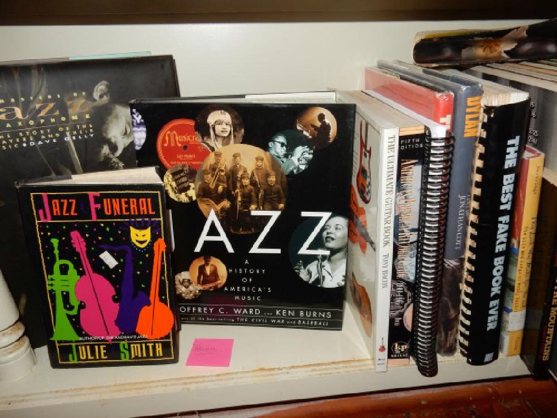Books: 11 books about Jazz & music: Jazz Funeral, Jazz Saxophone, Jazz a History of American Music, Dylan, The Ultimate Guitar Book, Record Guide 1900-1965