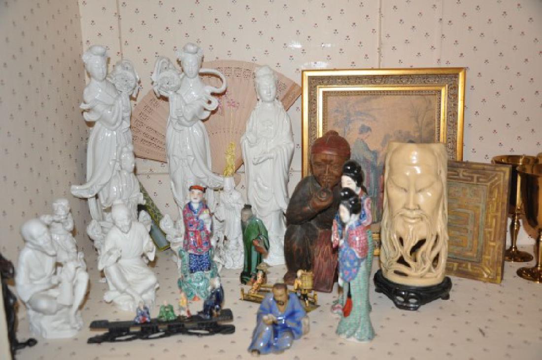 Decorative Items (1 of 5)