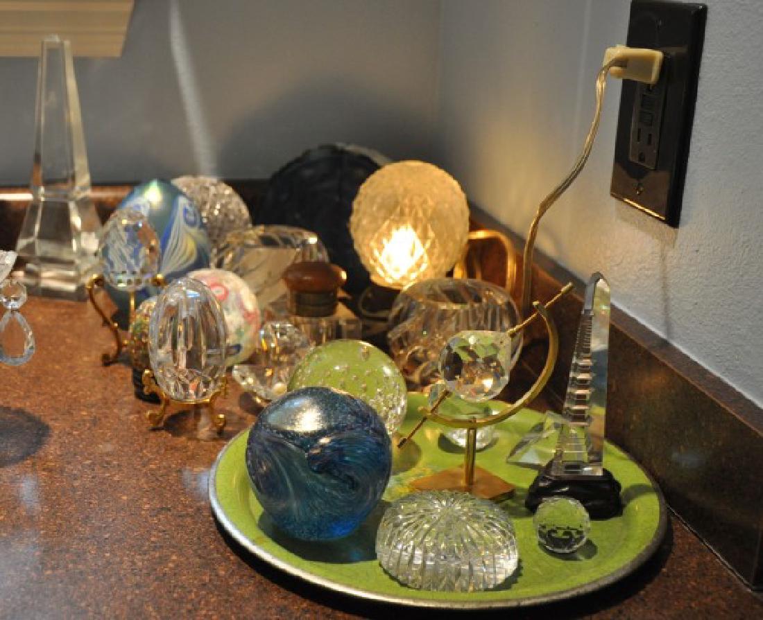 Decorative Items (1 of 4)