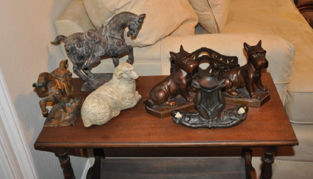 Decorative Items (1 of 4)