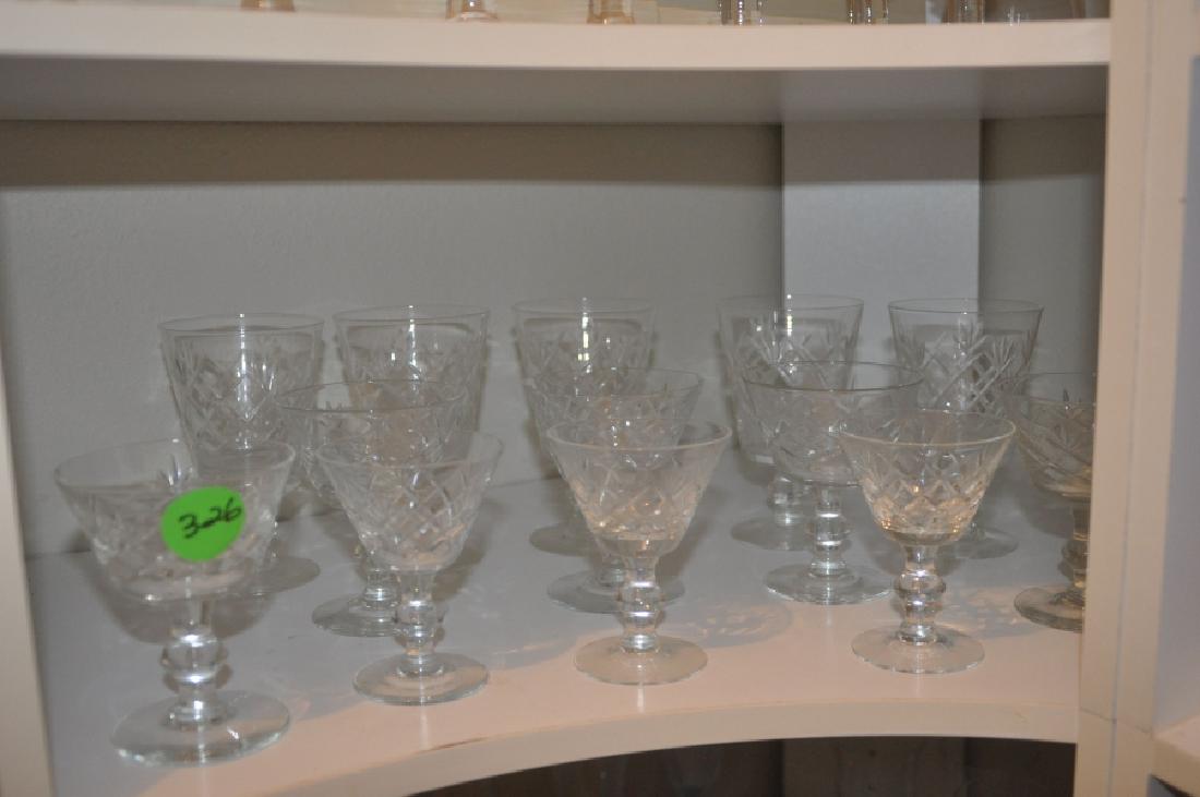 Crystal: 13 crystal stemware with etched pattern: 5 waters, 5 desserts, 3 wines, 19th century