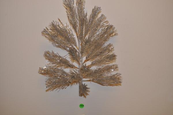 3 aluminum Christmas Tree "Evening Star" original wall: 3 aluminum Christmas Tree "Evening Star" original wall design es with a flat back, model #200, in original boxes, mid 20th century