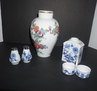 Meissen porcelain vase 8 1/2" h, blue & whte salt &: Meissen porcelain vase 8 1/2" h, blue & whte salt & pepper shakers & salt well, small bottle, 20th century