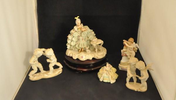 Dresden figurines: Dresden figurines: lady with lace dress, Meissen lady on a chair, pair of Hutschreuter angels, angel "Je tes courenne", 20th century