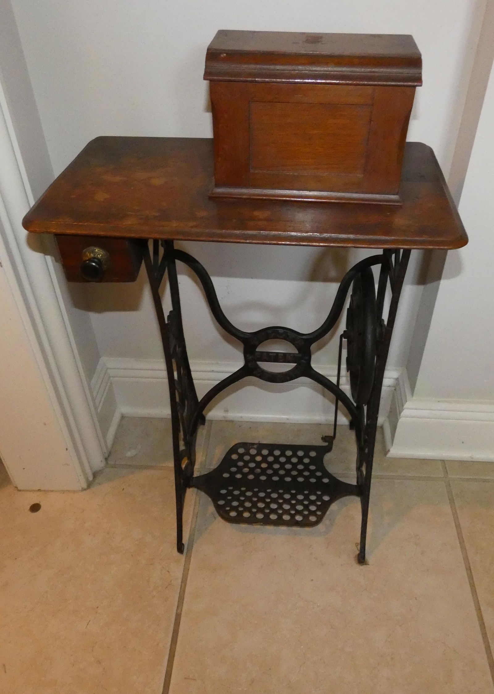 Antique child's sewing machine by Tully's (1 of 3)