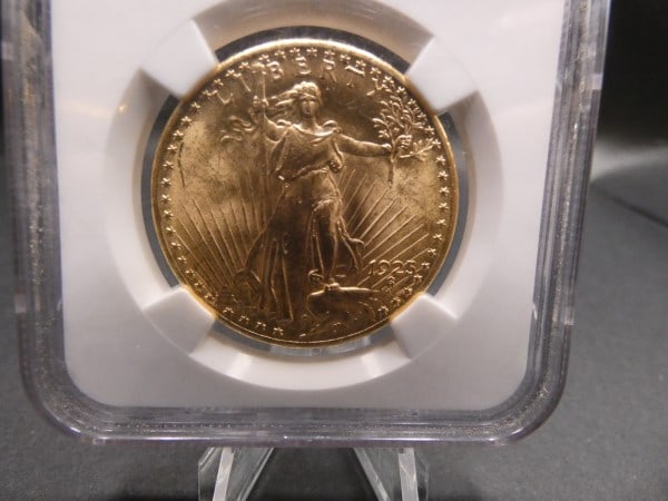 1925 Gold Liberty twenty dollar Saint Gauden's Double Eagle Coin: 1925 Gold Liberty twenty dollar Saint Gauden's Double Eagle Coin