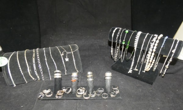 Vintage & Retro sterling jewelry: Vintage & Retro sterling jewelry: 30 toe rings, some with stones, 23 ankle bracelets, some with stones, 155 grams, (does not include jewelry with stones), mid to late 20th century