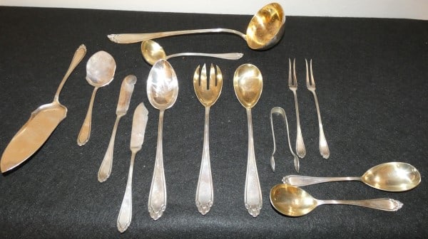 14 pieces off 800 sterling by J.A. Henckles Solinger Zwillingswerk "Wempe": 14 pieces off 800 sterling by J.A. Henckles Solinger Zwillingswerk "Wempe" pattern, Nicht Rustend includes the following serving pieces: 1 Salad fork & spoon set with gold wash bowls, 1 large serving 