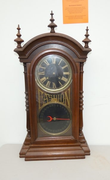 Fashion Clock (1 of 6)