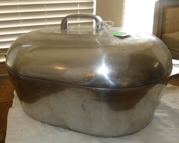 Large Magnilite roaster: Large Magnilite roaster, 20th century