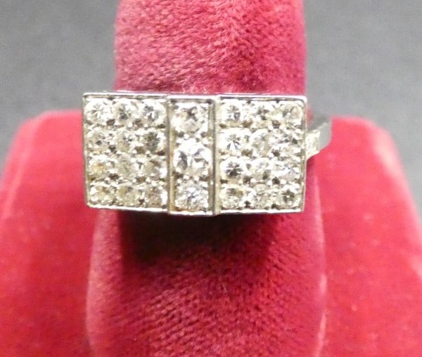 Lady's diamond cluster platinum ring (1 of 4)
