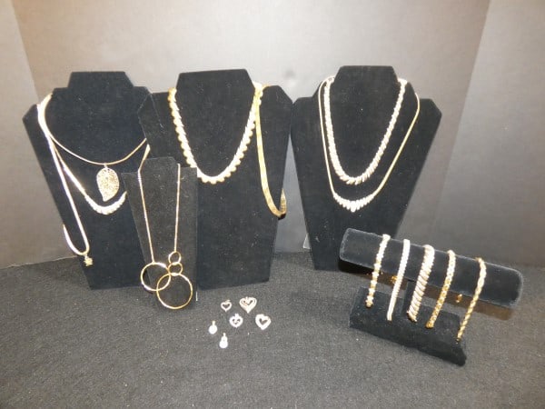 Vintage & Retro sterling jewelry (1 of 6)