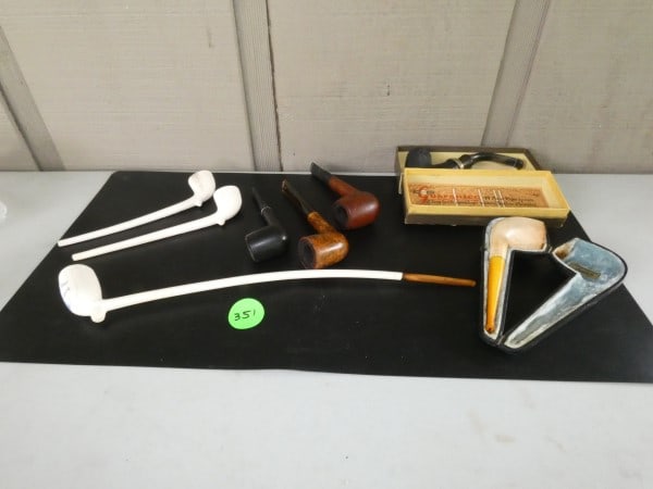 Collection of antique & vintage pipes (1 of 10)