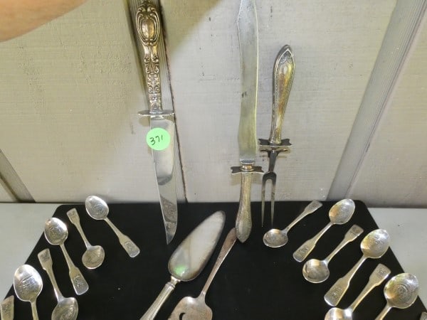 Collection of silver plate (1 of 6)