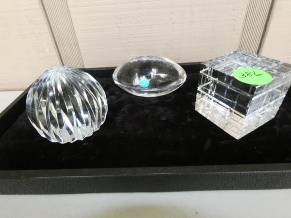3 Tiffany & Co. paper weights: 3 Tiffany & Co. paper weights, 20th century