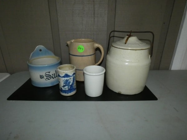 5 pieces of crockery: 5 pieces of crockery: pitcher, covered jar, salt box, Hall utensil holder, cup with blue design, 20th century