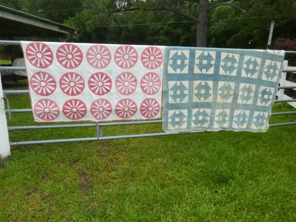 2 antique quilts (1 of 3)