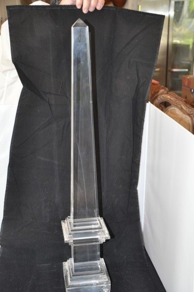 Pair of Acrylic Obelisk, 2'6" H, base 5" W x 5" D: Pair of Acrylic Obelisk, 2'6" H, base 5" W x 5" D