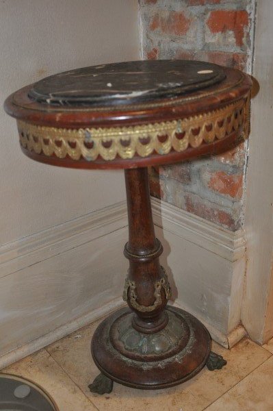 Small antique pedestal table with brass trim, marble: Small vintage pedestal table with brass trim, marble insert, paw feet, 2'1" H x 1'4" W