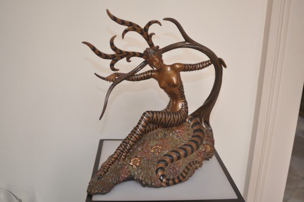 Erte Bronze "Hunting", 1'2" H x 1' W: Erte Bronze "Hunting", 1'2" H x 1' W
