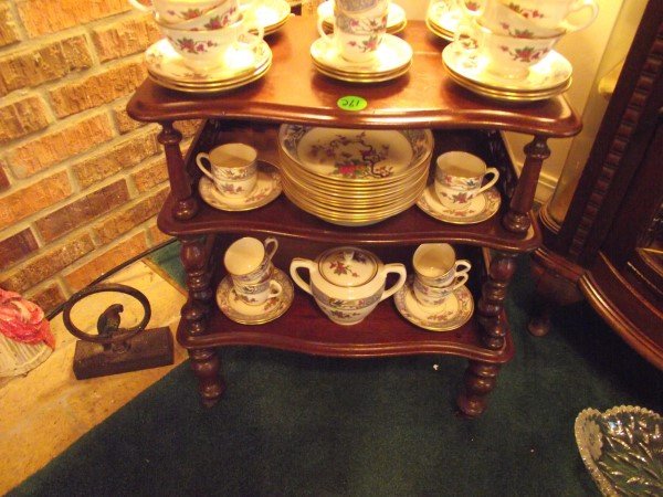 Set of china by Lenox "Ming": 12 cups & saucers, 12: Set of china by Lenox "Ming": 12 cups & saucers, 12 demi-tasse cups with saucers, 12 bowls, covered sugar