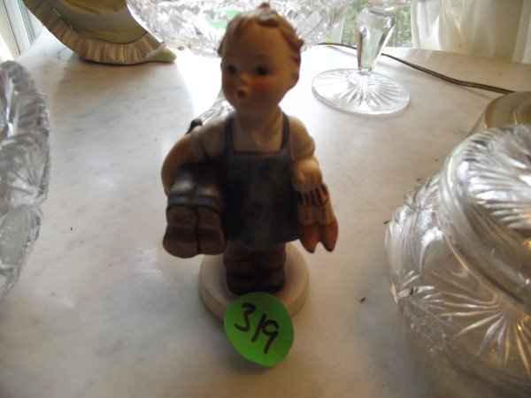 Hummel figurine "Boots* from Germany #143-0: Hummel figurine "Boots* from Germany #143-0