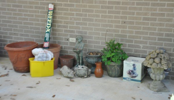 Garden items: large clay flower pot, garden statues & (1 of 5)