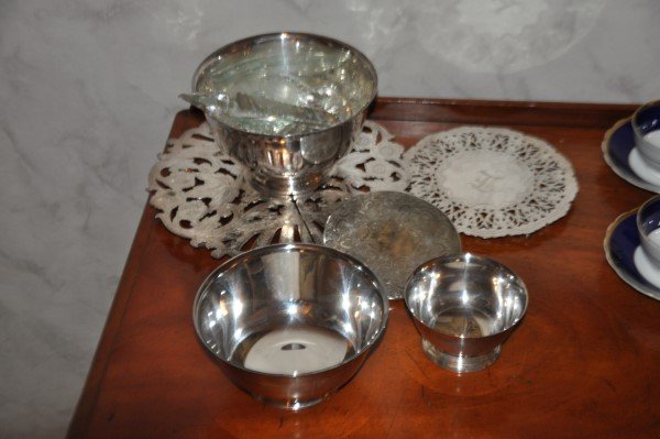 Assortment of silver plate: 3 trivets, 3 bowls &: Assortment of silver plate: 3 trivets, 3 bowls & crystals, 20th C