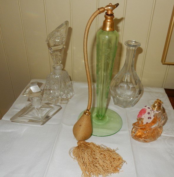 4 crystal & glass perfume bottles & small crystal (1 of 1)