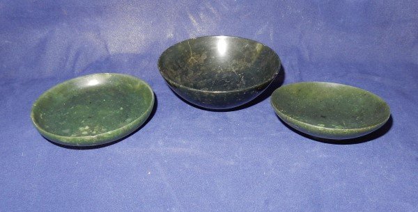 3 small jade bowls 3-3 1/2" round (1 of 3)