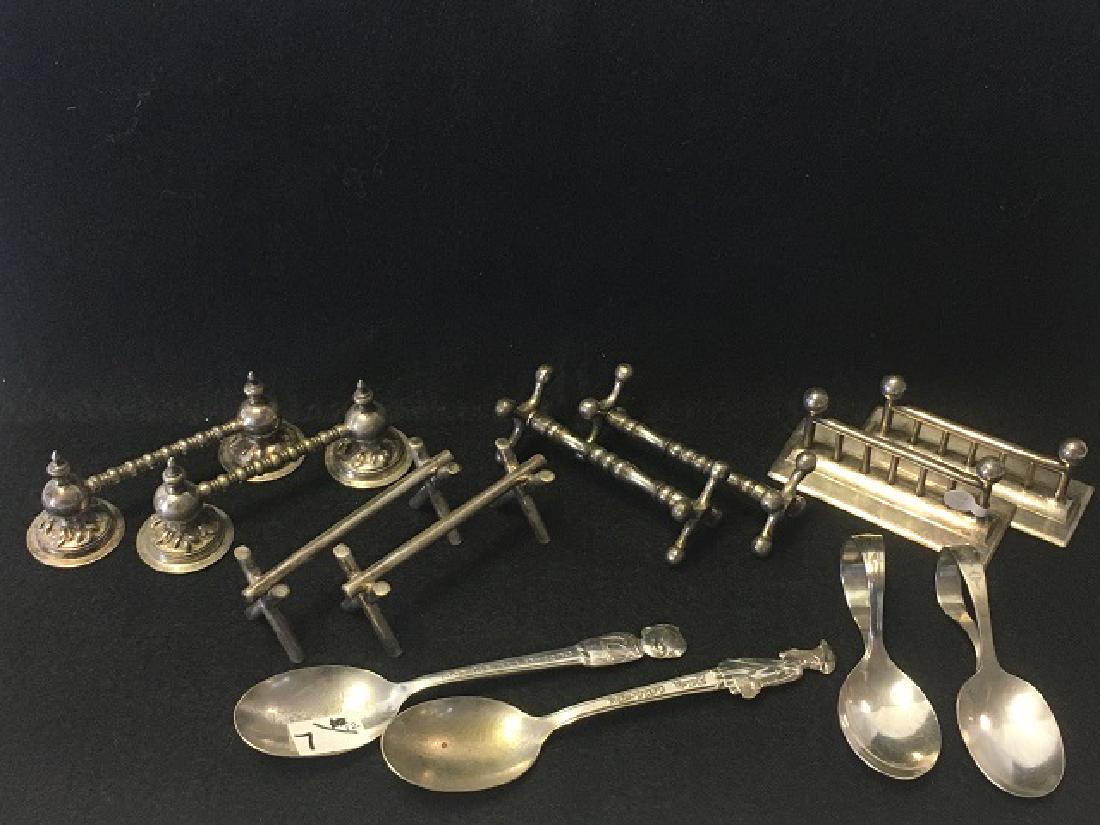 Silverplated Knife Rests and Spoons (12) (1 of 11)