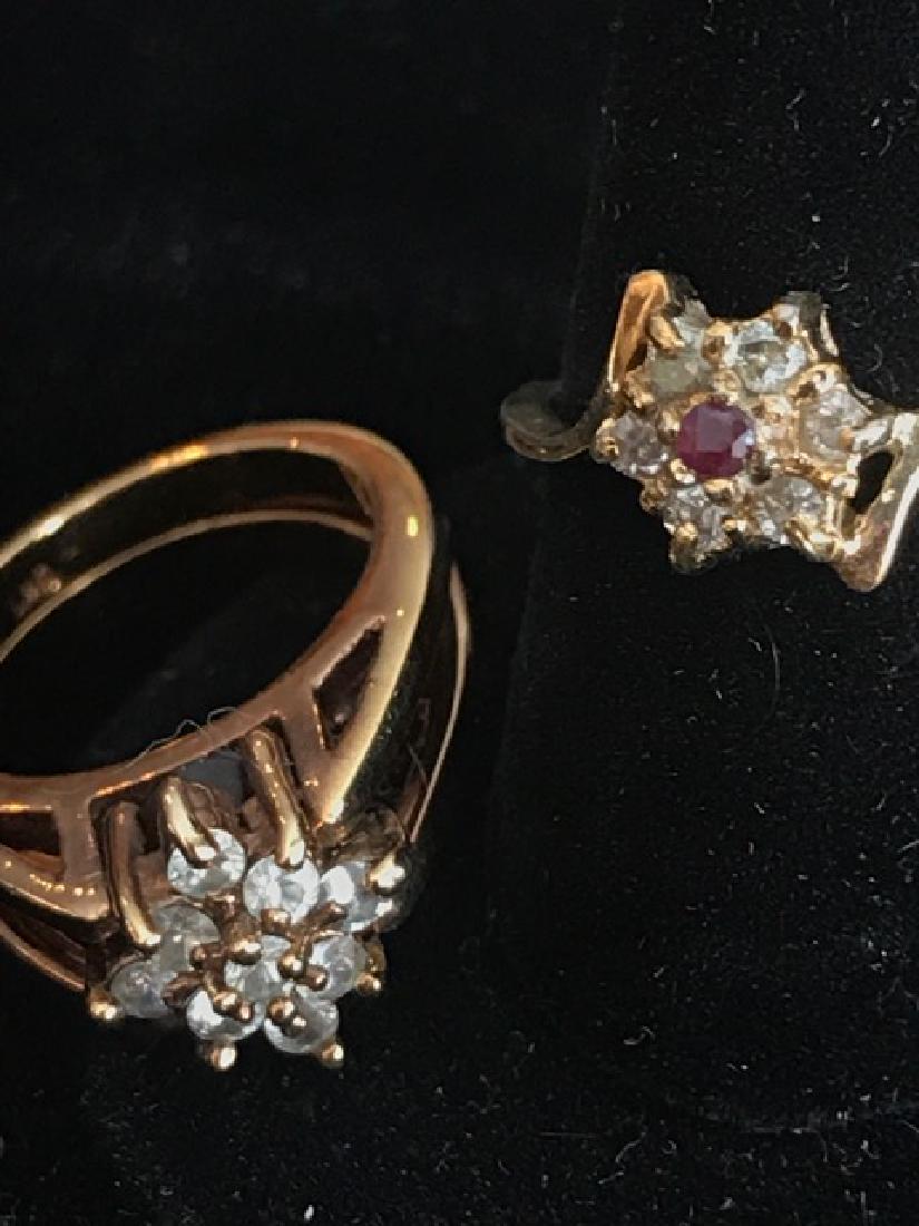 Two Ladies Costume Rings (1 of 7)