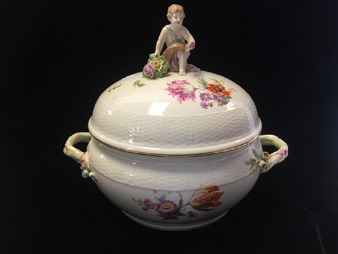 KPM Old Berlin Sceptre Porcelain Tureen w/ Cherub: SOUP TUREEN - KPM Old Berlin Sceptre Porcelain Soup Tureen or Double Handled Covered Casserole with Cherub Finial. Hand painted. The porcelain painters were free to interpret the motifs within the des