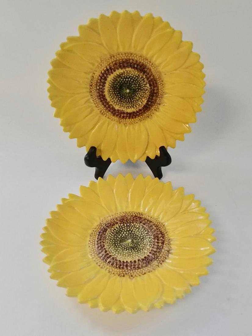 French Majolica Sunflower Plates (2): Delphin Massier Vallauris, AM. 7.75" diameter