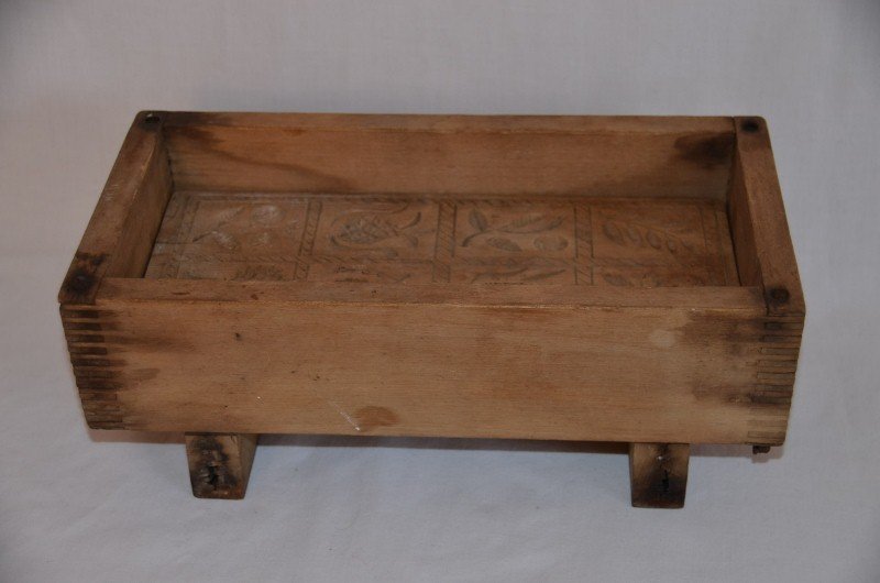 wooden cookie press