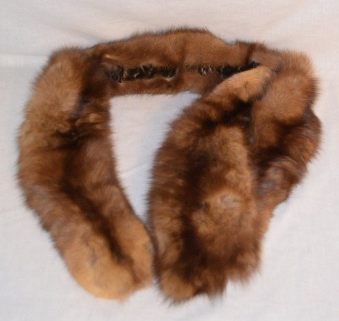Frances Cagney's Mink Stole: Once belonging to Frances "Billie" Vernon Cagney wife of James Cagney. Brown velvet lining. 52" x 8"