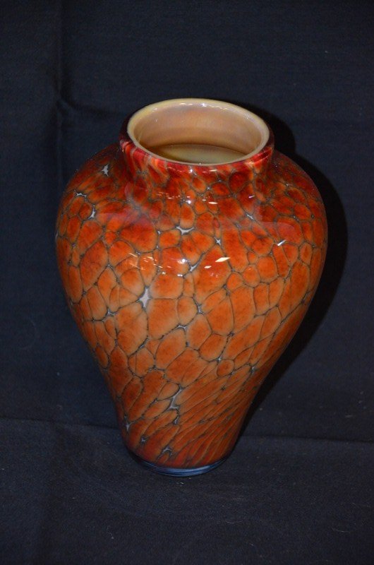 Art Glass Vase Signed Cohn: Art glass vase signed (Michael) Cohn. Paper label at base for Michael Cohn Studios, Emeryville, CA.