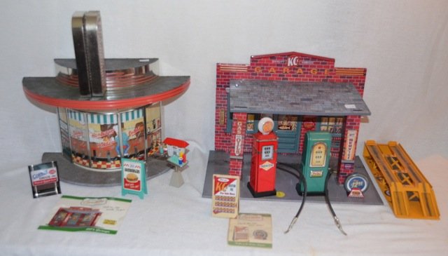 Hallmark Kiddie Car Drive-In and Garage: Hallmark Kiddie Car Classic Drive-In and Garage with accessories. No boxes. With accessories as shown in photos. 12-1/2" to top of sign; 9-1/2" high