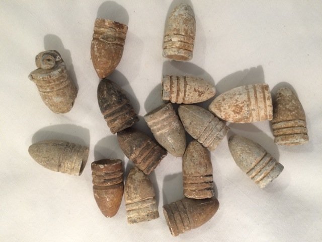 Lot of 14 Civil War Bullets: Three ringer bullets. 1" high