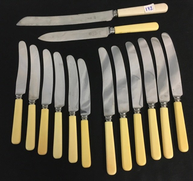 Lot of English Sheffield Knives (1 of 2)