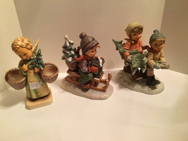 Early Hummel Christmas Figures (3) (1 of 8)