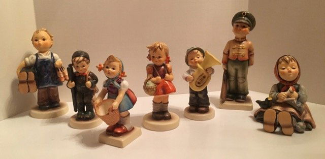 Hummel Figures (7) (1 of 7)