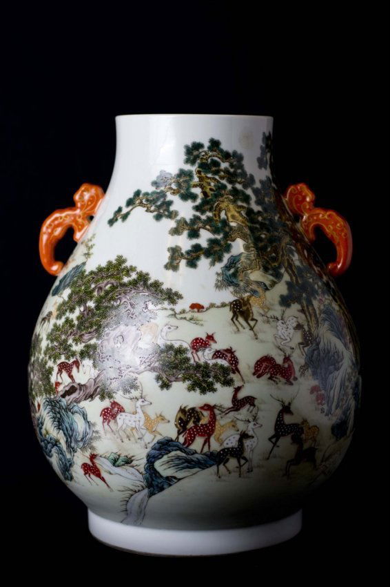 A Chinese Zun vase (1 of 10)