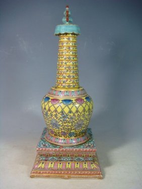 A Famille Rose Porcelain Pagoda (1 of 10)