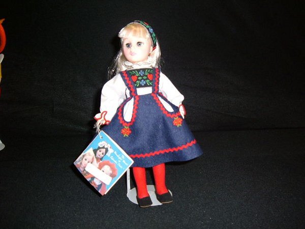"Heidi" Doll: DOLL. "Heidi" Doll - Story Book #35 - excellent condition - 11 " high - by Effanbee