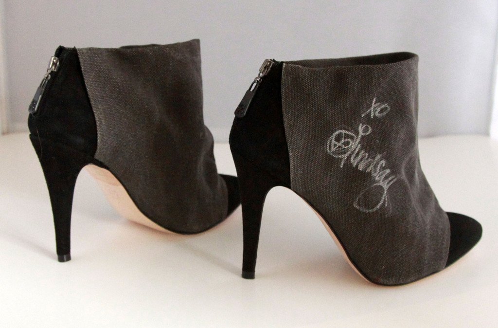 Lindsay Lohan Signed John John Shoes: A pair of John John shoes signed by Lindsay Lohan star of Mean Girls, The Parent Trap, Freaky Friday & Machete. Euro Size 36 Signed by Lindsay Lohan exclusively for Filthy Gorgeous. All items within t