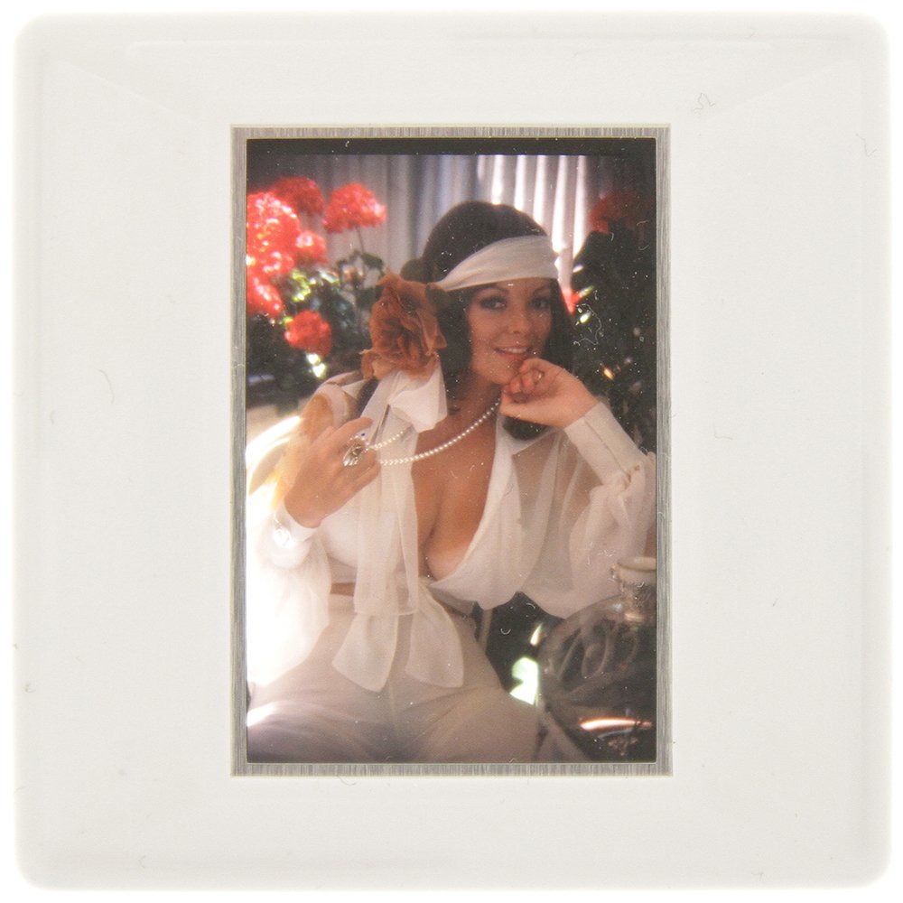 Original 35mm Avril Lund 1974 By Bob Guccione: Original nude, erotic, 35mm slide features Avril Lund taken by Bob Guccione in 1974. Print and/or markings on the slide mount are original.