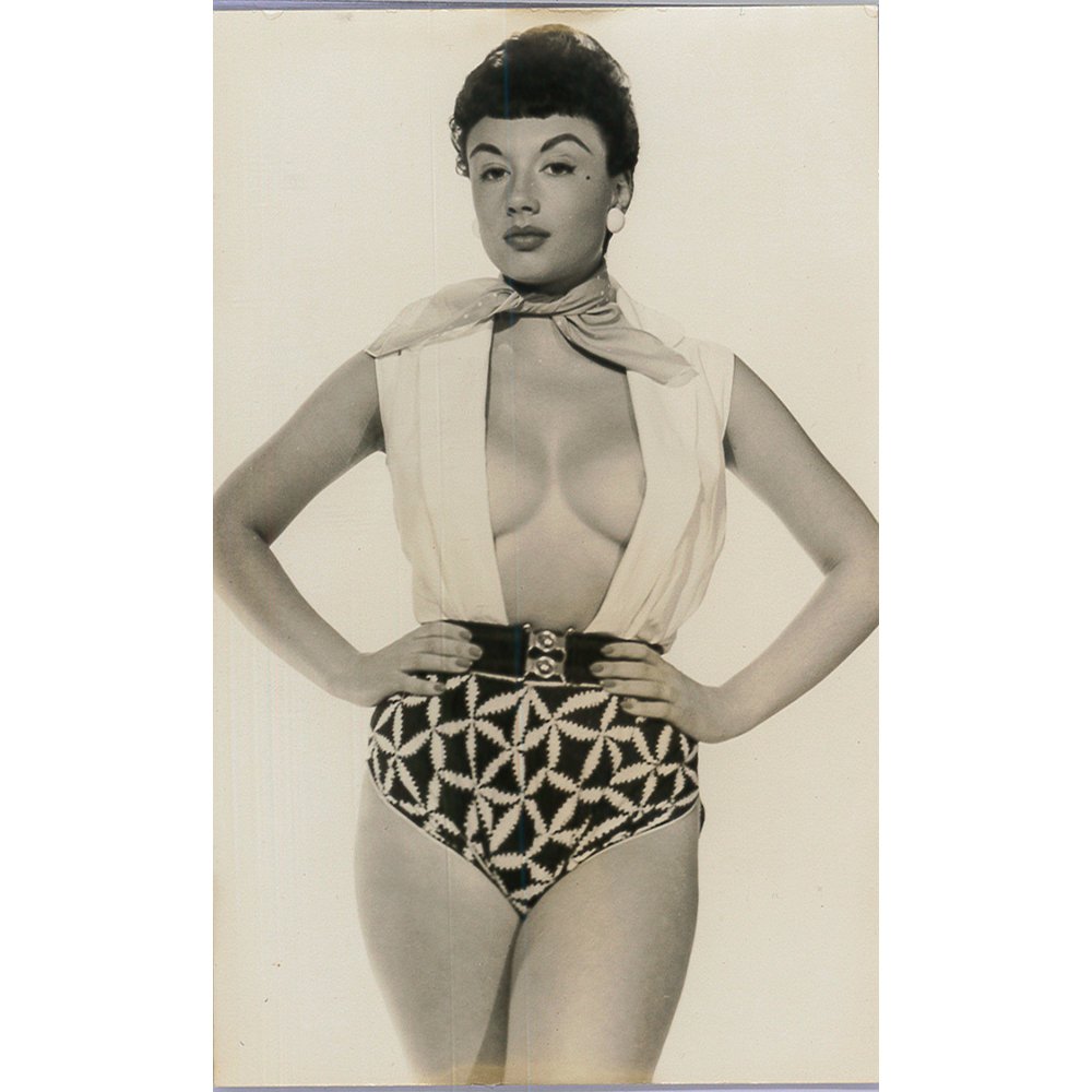 Orig Silver Gelatin Photo Pamela Green - Harrison Marks: Original 1950's silver gelatin pin up photograph of Pamela Green by Harrison Marks. Model: Pamela Gre