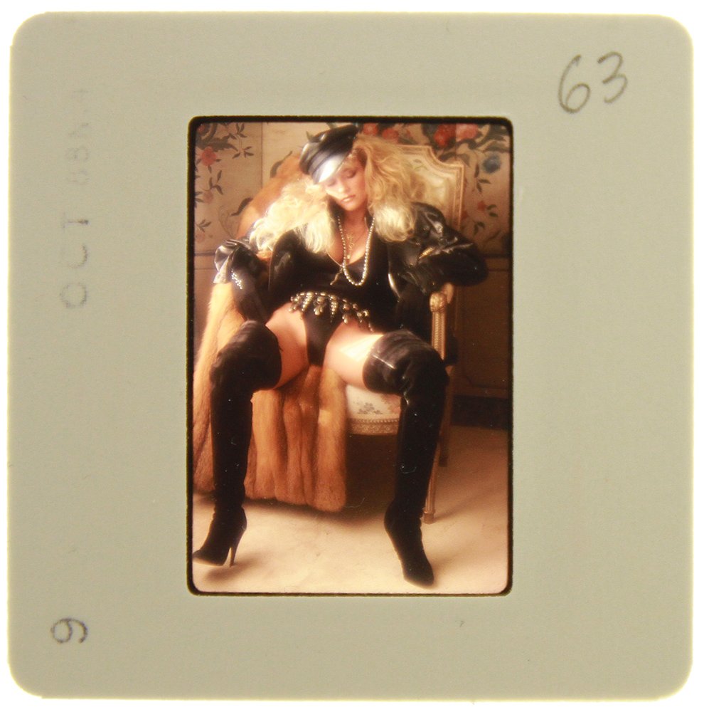 Original 35mm Ginger Miller 1989 By Bob Guccione: Original nude, erotic, 35mm slide features Ginger Miller taken by Bob Guccione in 1989. Print and/or markings on the slide mount are original.